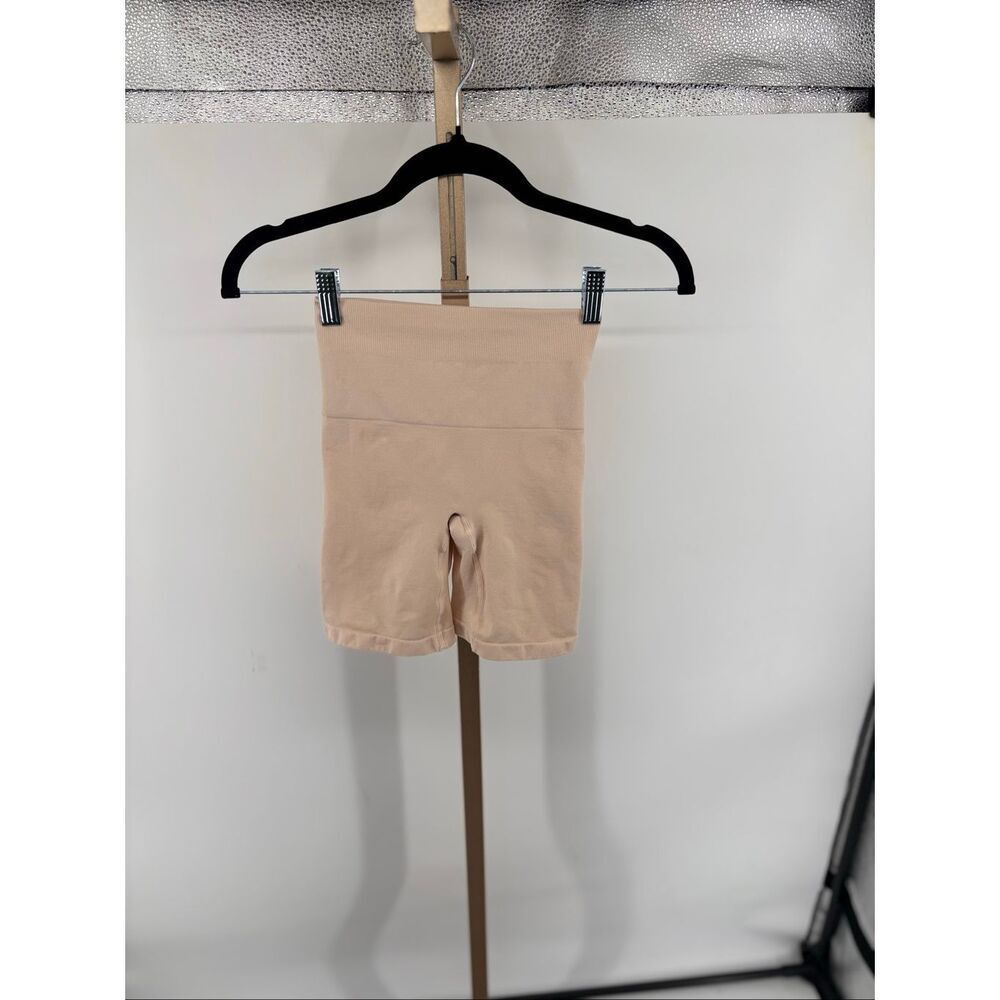 Yitty Seamless Shapewear Short NWOT Size XS/S Nude